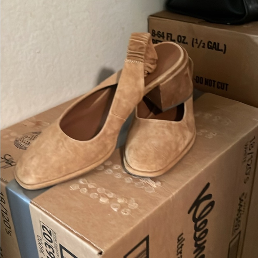 AEROSOLES Tan Women's Mules